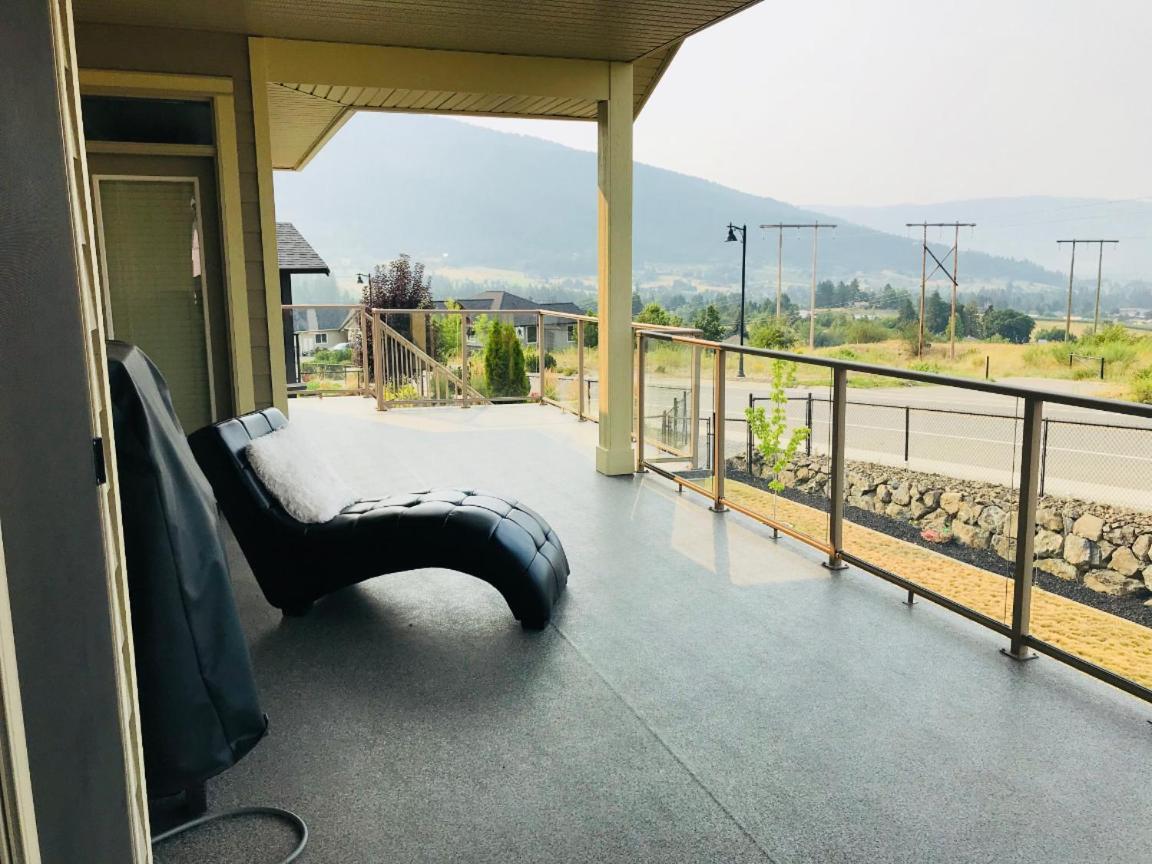 Vernon Home With True Okanagan Lifestyle Exterior photo